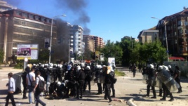 protesta ne mitrovice