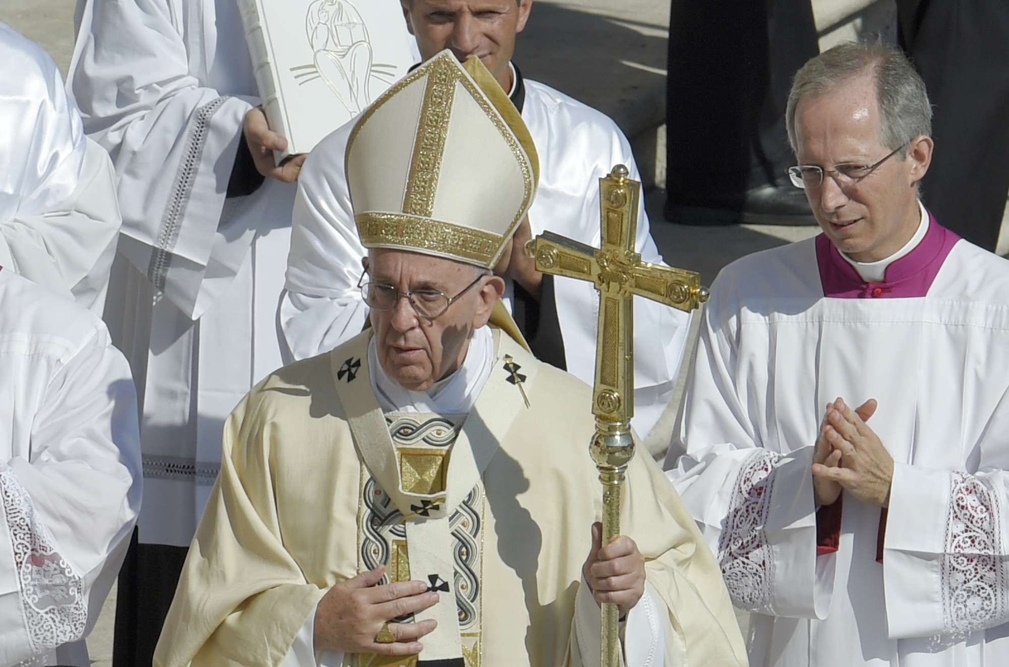 papa cermonia nene tereza