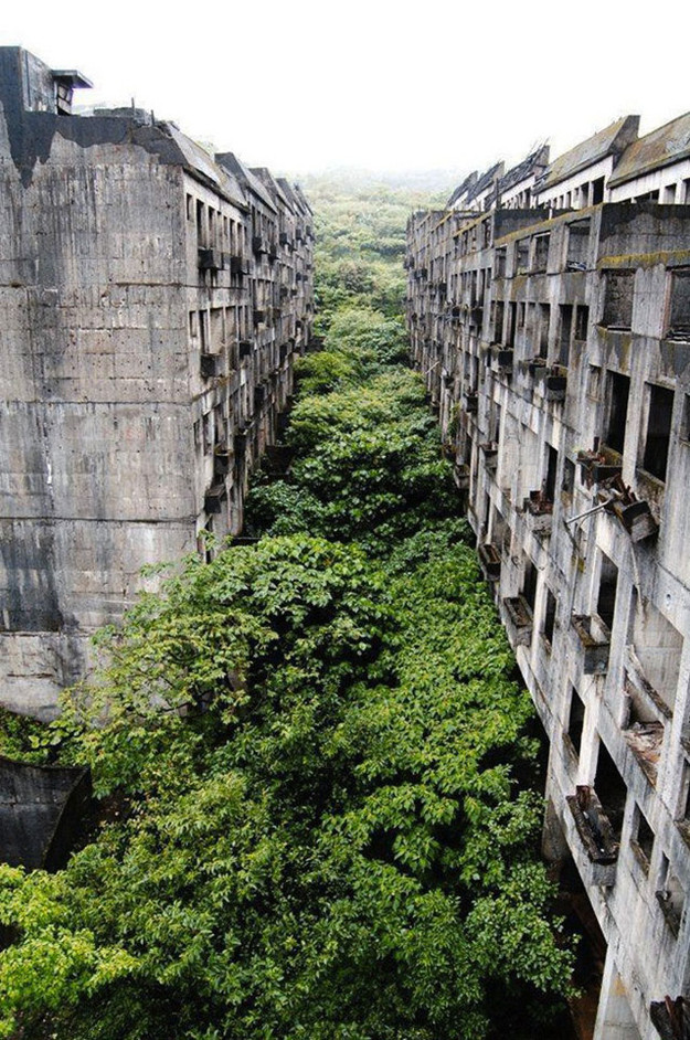 Apartamentet e braktisura në Keelung, Taiwan