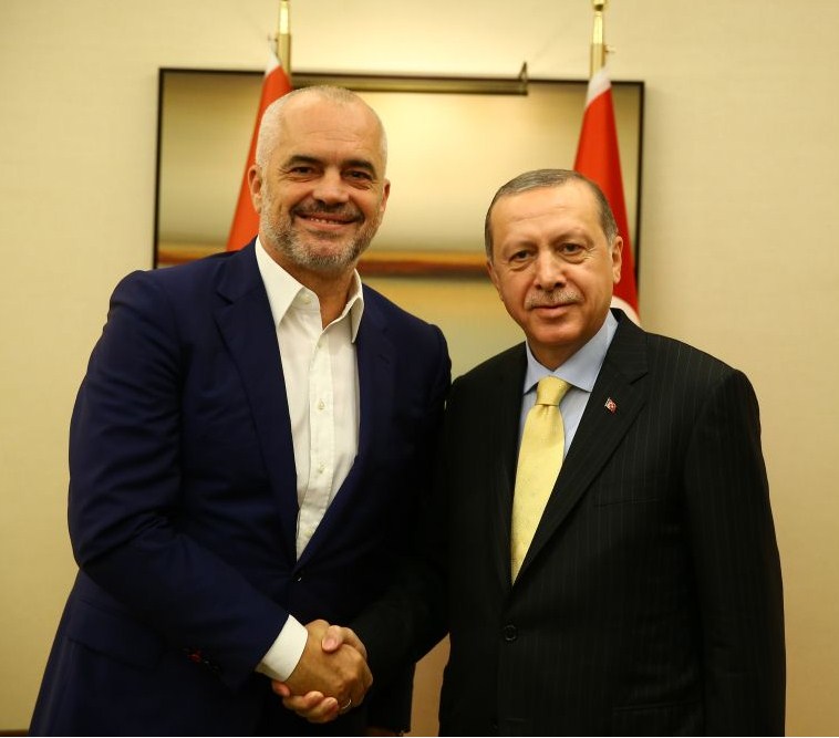 Kryeministri Rama takohet me Presidentin turk Erdogan