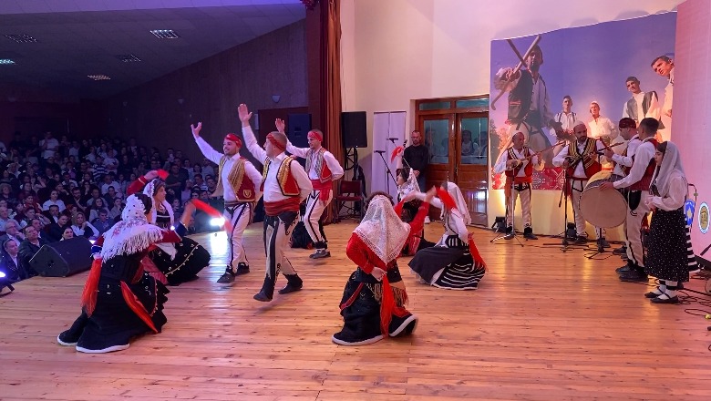 “Hasi jehon”, mbahet edicioni i 35-të folklorik në Prizren! Performojnë 30 ansamble nga të gjitha trevat