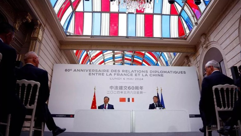 Macron: Presidenti kinez është zotuar të mos i japë armë Rusisë