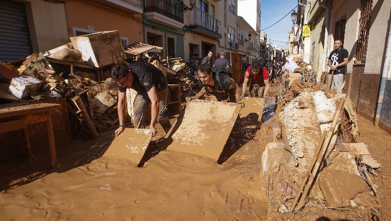 Spanjë/ Afro 36 mijë kërkesa për kompensim të dëmeve të shkaktuara nga përmbytjet