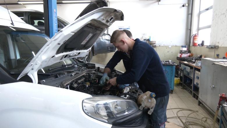 Arsimi profesional në Prizren tërheq të rinjtë nga Kukësi, Hasi e Tropoja! Kërkesa për qeverinë shqiptare: Na lehtësoni udhëtimin