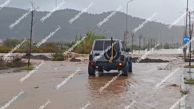 Përmbytjet/ Shtabi i Emergjencave: Në Vaun e Dejës evakuohet një familje, disa zona pa energji elektrike