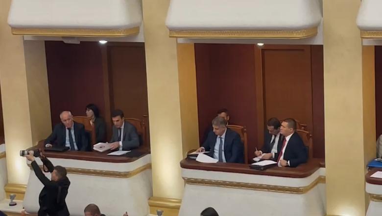 Drejtësia raporton sot, video e Dumanit dhe Çelës nga Kuvendi