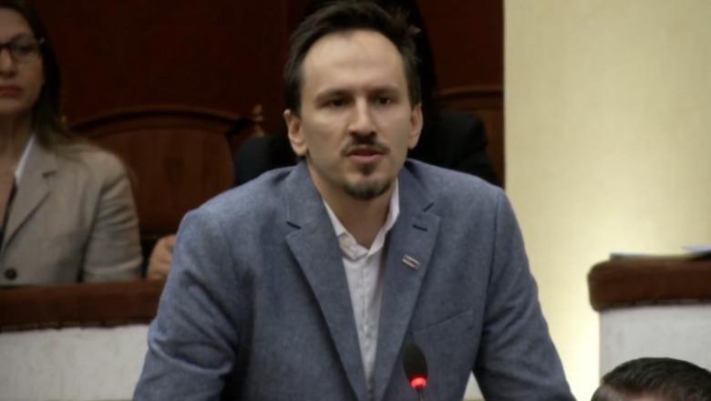 Zgjedhorja/ Muçi në Kuvend: Përjashtuat Lëvizjen Bashkë nga e drejta e votës, nuk jemi OJF