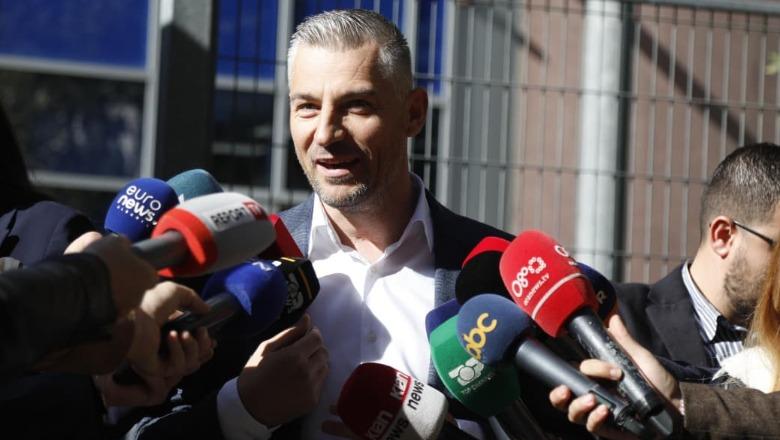 Dhunoi me grushte shoferin e kamionit gjatë fushatës së 11 majit, Bledion Nallbati paraqitet në SPAK: Sqarova konfliktin e stisur nga Niko me çerrat e tij (VIDEO)