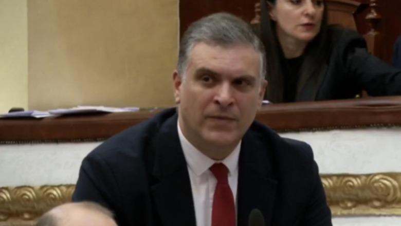 Blushi–mazhorancës: Çlirohuni nga komplekset, keni dosje të hapura prandaj keni frikë nga pyetjet tona