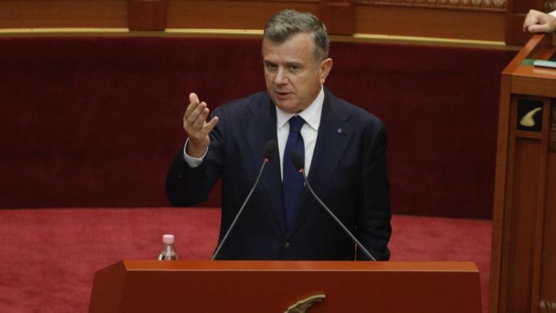   Rrëzimi i kërkesës për shkarkimin e Peleshit, Balla-Berishës: U mbush mali me rrush dhe polli vetëm 10 vota! Kishit 36 firmëtarë, ku iu humbën