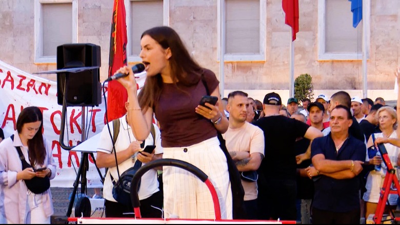 1782414221_1782414203folesi7.jpg