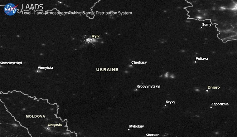 FOTO: Ukraina po errësohet! Territori nga 'sytë' e NASA-s