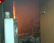 VIDEOLAJM/Tiranë, zjarr në<br />banesë, vonohet zjarrfiksja