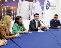 Taktika e Bashës për të larguar të<br />larguar të vjetrit nga PD-ja