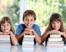 Kush po na i edukon f&euml;mij&euml;t?