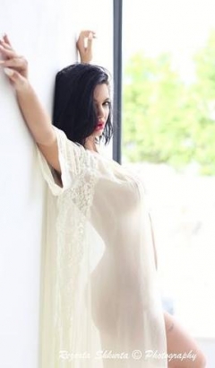 Rezarta Shkurta &ldquo;zhvesh&rdquo; Zajmina Vasjarin