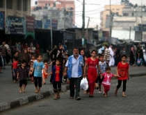 Dhe ata vijojnë të ikin…10 mijë<br />qytetarë braktisin Rripin e Gazës
