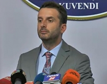 Fullani dhe Keshilli Mbik&euml;qyr&euml;s<br />duhet t&euml; largohen, por na kufizon ligji