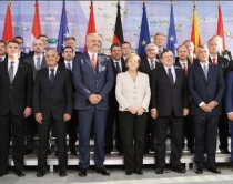 M&euml; mir&euml; t&euml; punojm&euml; s&euml;<br />bashku se sa t&euml; shp&euml;rb&euml;hemi