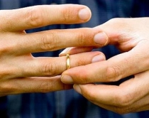 Studimi, në 23 vitet e fundit 18%<br />më pak martesa, rriten divorcet