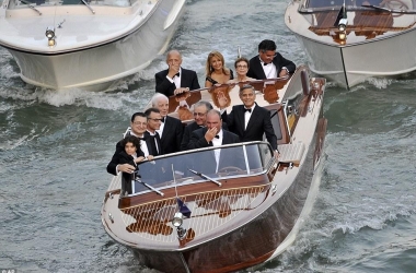 George Clooney i jep fund beqarisë<br />në një dasëm me aromë veneciane<br /> FOTO