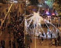 Hong-Kong, mijëra protestues<br />kundër Kinës, thirrje pro-demokracisë