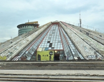 Loja pa fitues me shtatoret