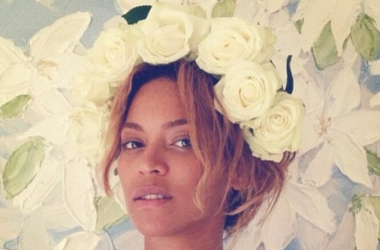 Beyonce mbetet “mbretëreshë”<br />me kurorë edhe pa make-up