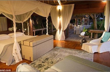 George dhe Amal shkëputen nga bota për<br />muaj mjalti, në një resort në Seychelles 