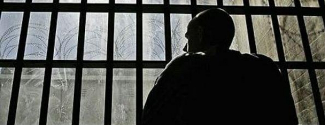 Shqiptari kthehet n&euml; Itali pas 15<br />vitesh...dhe p&euml;rfundon n&euml; burg!