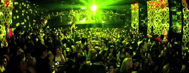 Tiranë, mbyllen 19 lokale nate<br />nëse do rihapen, burg pronarëve!<br />Video Ekskluzive/ 4 të vrarë në lokal