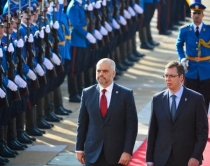 Pa njohur krimet, s&rsquo;ka marrëdhënie normale