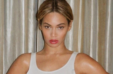 Beyonce më në formë se<br />kurrë tregon linjat e kolme 
