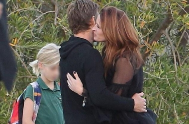 Julia Robert rikthen vitet e<br />adoleshenc&euml;s&nbsp;me bashk&euml;shortin