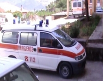 Durrës, plagoset me thikë 28-vjeçari<br />dërgohet në Tiranë për mjekim