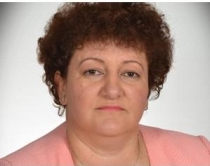 Drejtoresha e DAR Lushnjë, Liza<br />Tabaku-sekserëve: Mos lëshoni pe