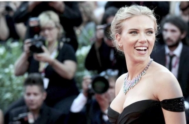 Scarlett Johansson: “Nuk më pëlqen trupi im”