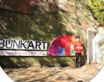 Unë, Doktori dhe frika nga historia