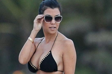 Motra e Kim, Kourtney Kardashian<br />sjell në jetë fëmijën e tretë