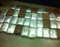 Sekuestrohen 40 kg kanabis në <br />një makinë në portin e Durrësit 