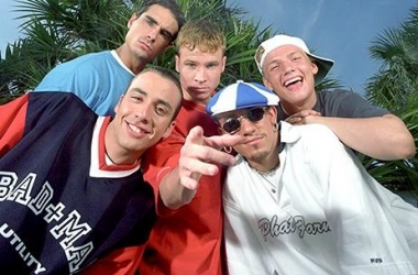 Backstreet Boys rikthehen<br />pa të dashurat dhe pa familjet
