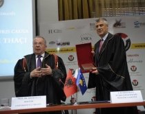 Tiran&euml;, UT nderon Hashim Tha&ccedil;in<br />me titullin &ldquo;Doctor Honoris Causa&rdquo;
