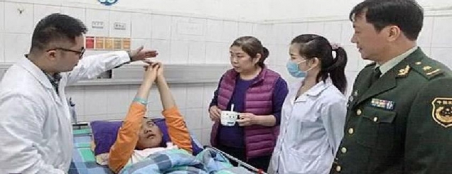 Zgjohet pas 1 viti n&euml; koma<br />pasi i tundin parat&euml; mbi hund&euml;