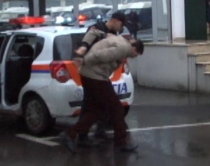 Tiranë, arrestohet një personi,<br /> iu sekuestruan tre psitoleta