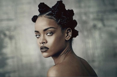Rihanna ndryshon sërish<br />pamje, tashmë me gërsheta