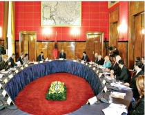 Hap&euml;sira detare, qeveria:&nbsp;Kompania<br />u p&euml;rzgjodh dhe nga qeveria "Berisha"