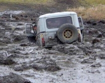 Autostrada n&euml; Rusi, rruga m&euml; e<br />urryer n&euml; bot&euml;, 'g&euml;lltit' makinat