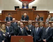 P&euml;rse k&euml;rkohet<br />destabilizimi i nj&euml;&nbsp;vendi t&euml; NATO?