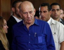 Ish-kryeministri Izraelit&nbsp;Ehud&nbsp;<br />Olmert fajtor p&euml;r korrupsion&nbsp;