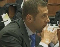 Hetohet pasuria e Frrokut, Akuza:<br />&nbsp;Krijoi para p&euml;rmes prostitucionit